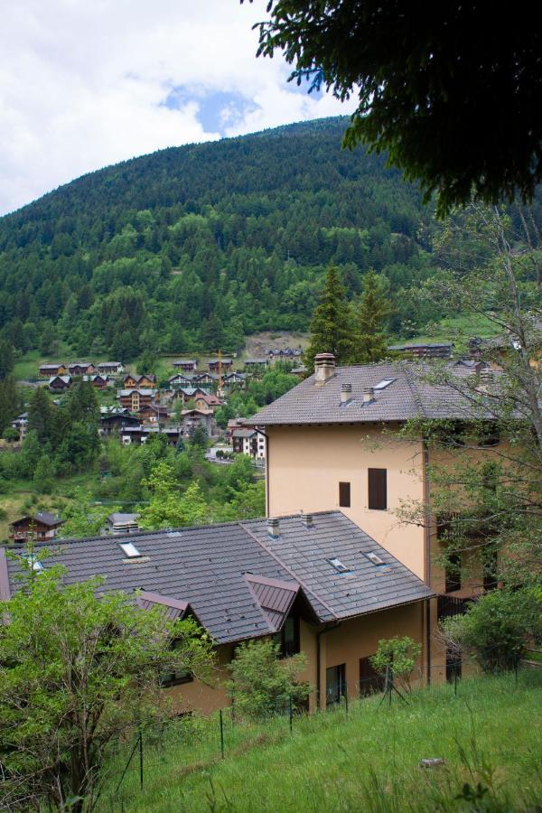 Tettuccio Montesole Aparthotel Ponte Di Legno Eksteriør bilde