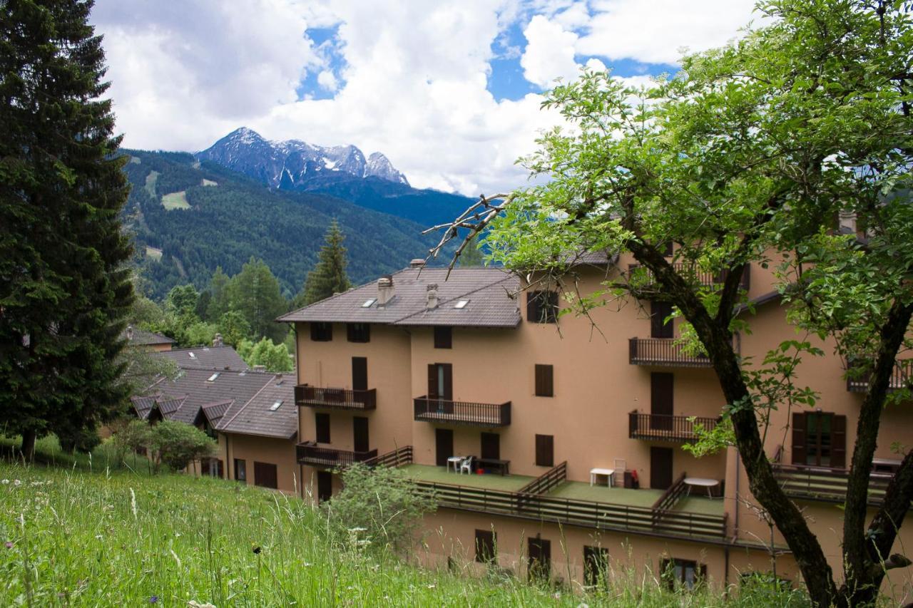 Tettuccio Montesole Aparthotel Ponte Di Legno Eksteriør bilde